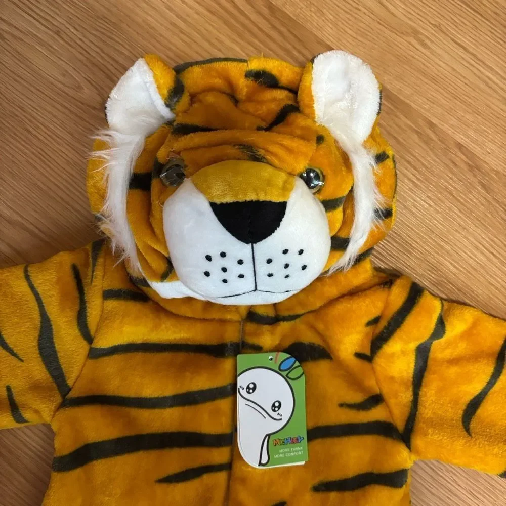 MICHLEY TIGER COSTUME